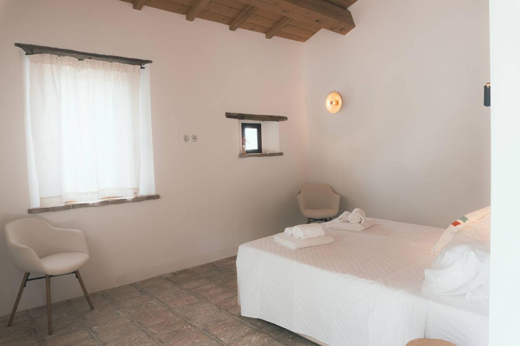 Cerreto Castello Borgo Calbianco - Private House With Pool & Airco 빌라 외부 사진