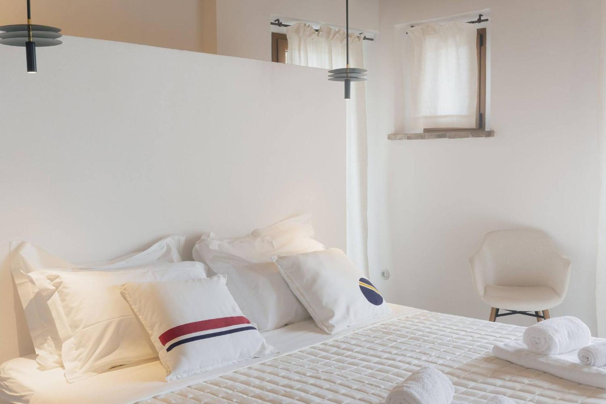 Cerreto Castello Borgo Calbianco - Private House With Pool & Airco 빌라 외부 사진